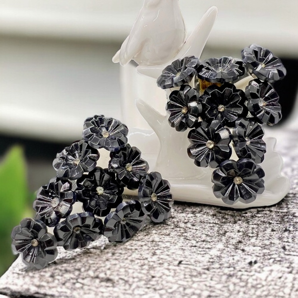 Fabulous Vintage Black Celluloid 3D Flower & Rhinestone Fur/Dress Clips